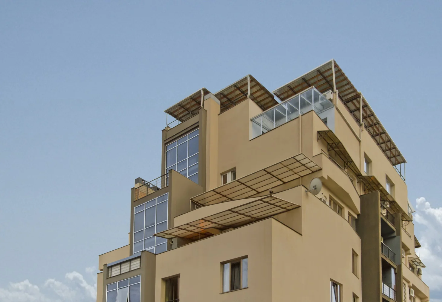 Axis Arqisishvili