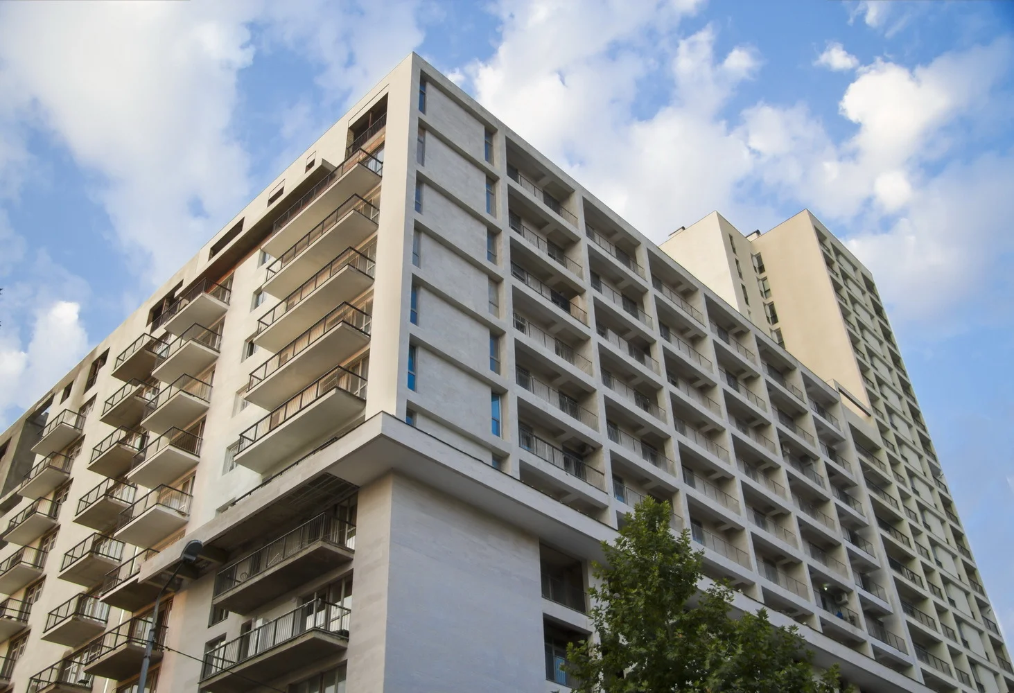 Axis Palace 2