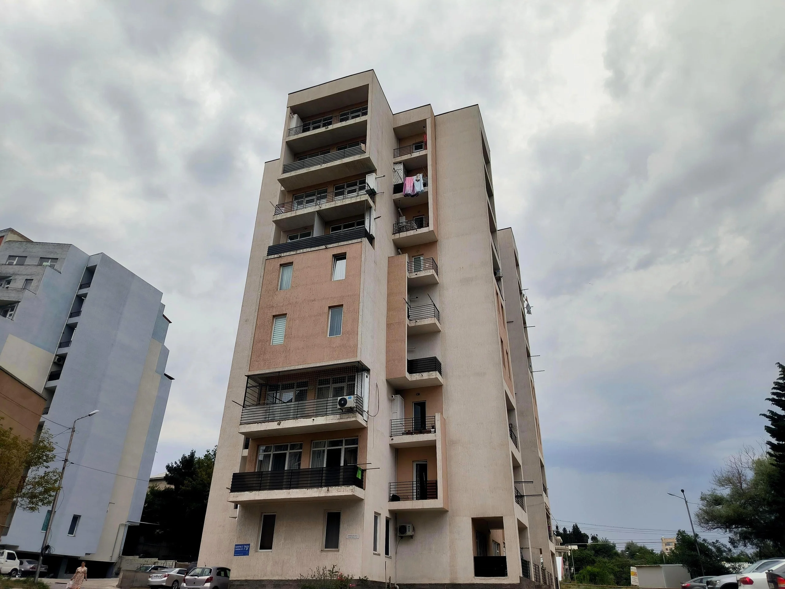 ჩარგლის ქუჩა, 79