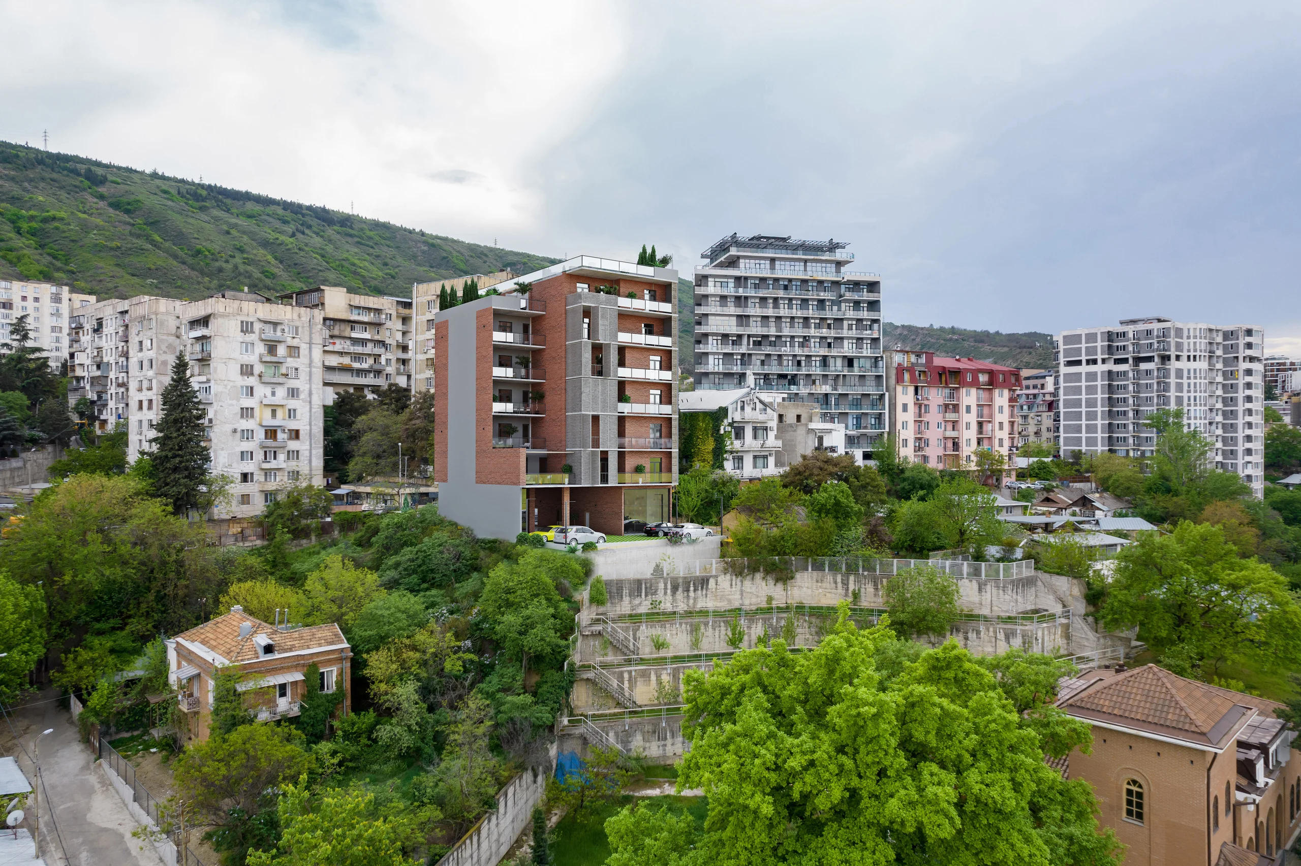 გურამ რჩეულიშვილის ქუჩა, 11