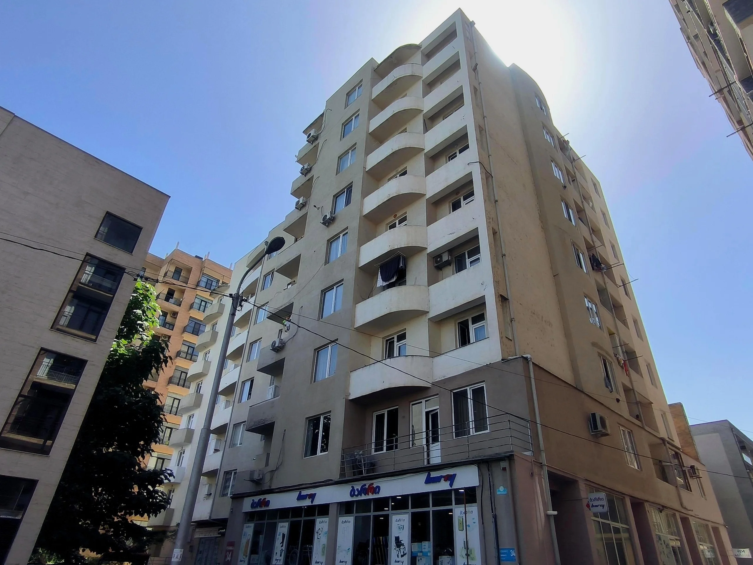ლუბლიანას ქუჩა, 34