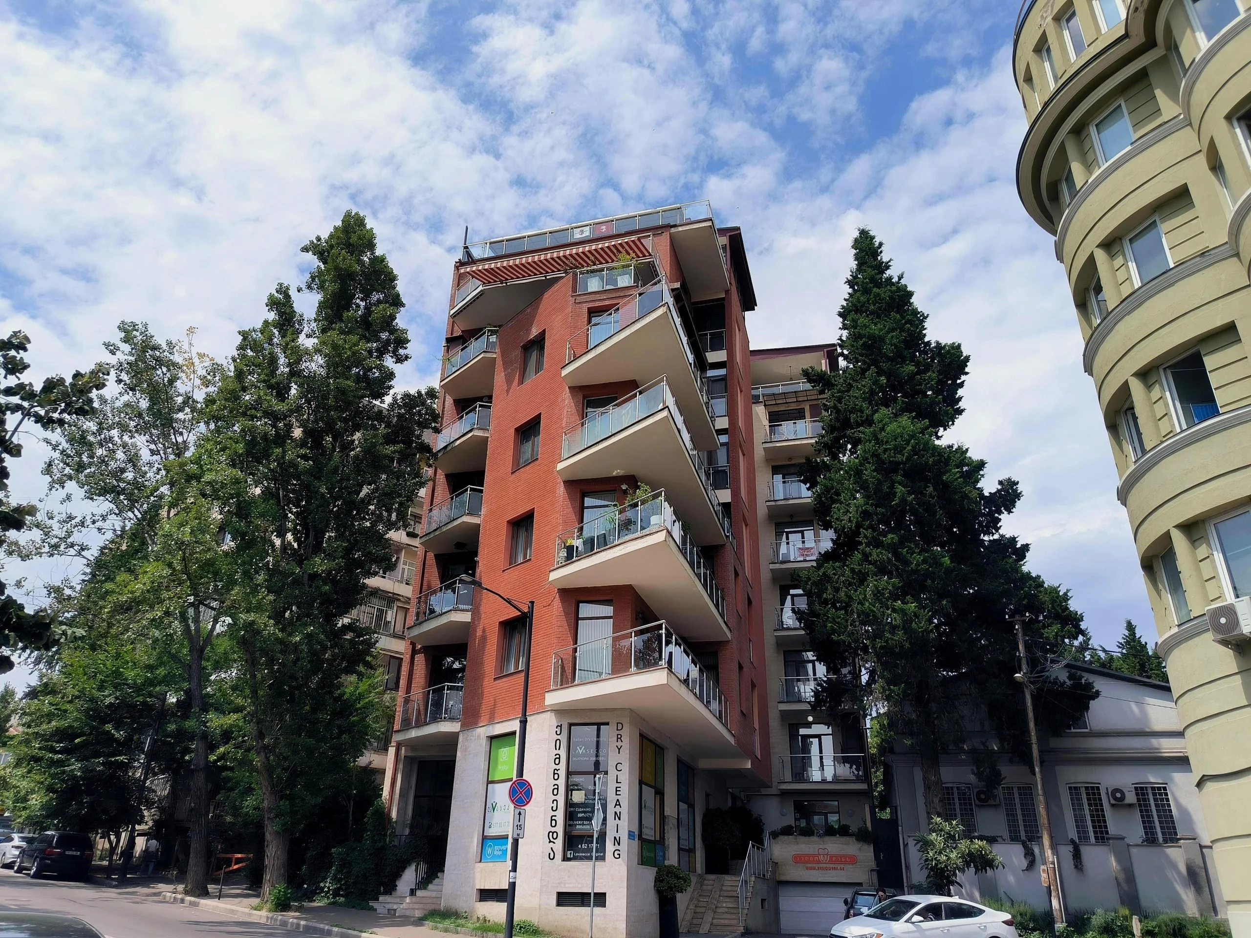 ოთარ ონაშვილის ქუჩა, 89