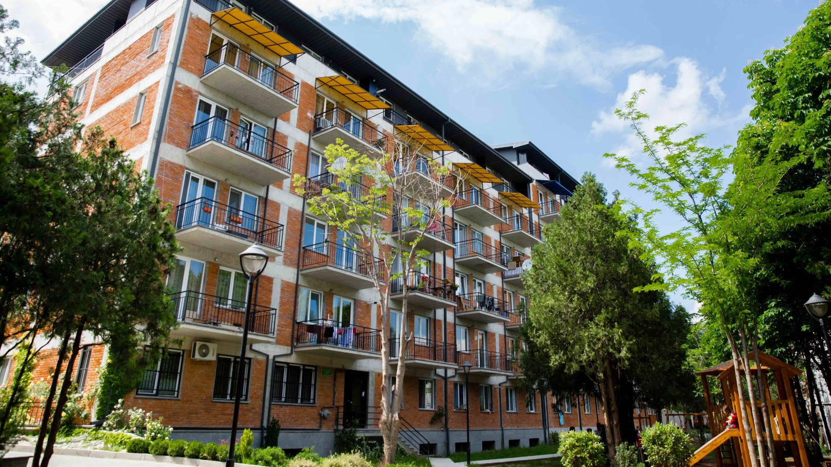 Jikia House